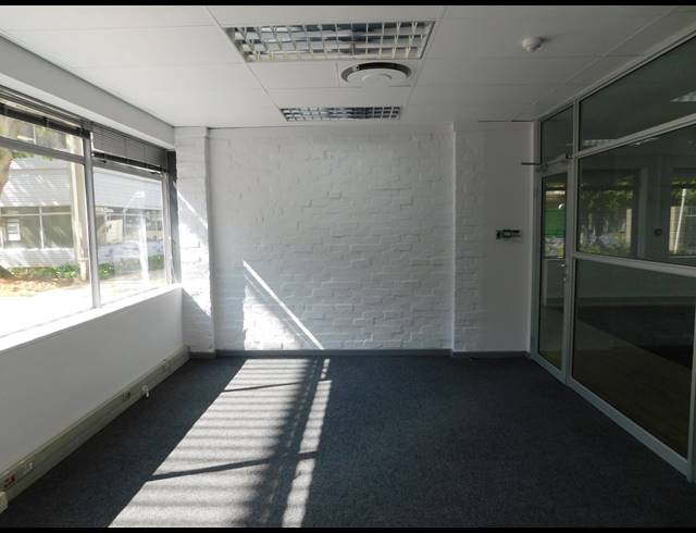 319M² OFFICE TO LET IN ILLOVO